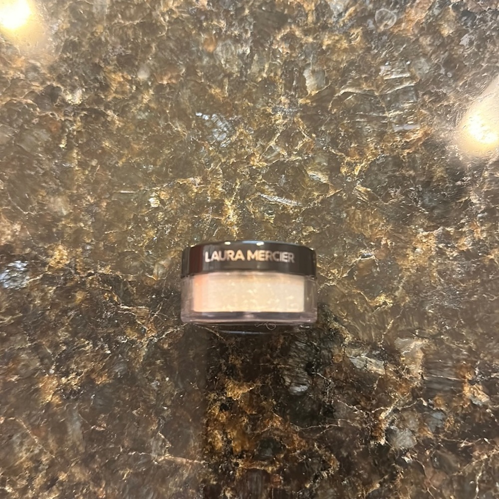 Laura Mercier Translucent Loose Setting Powder .07 oz New Never Used